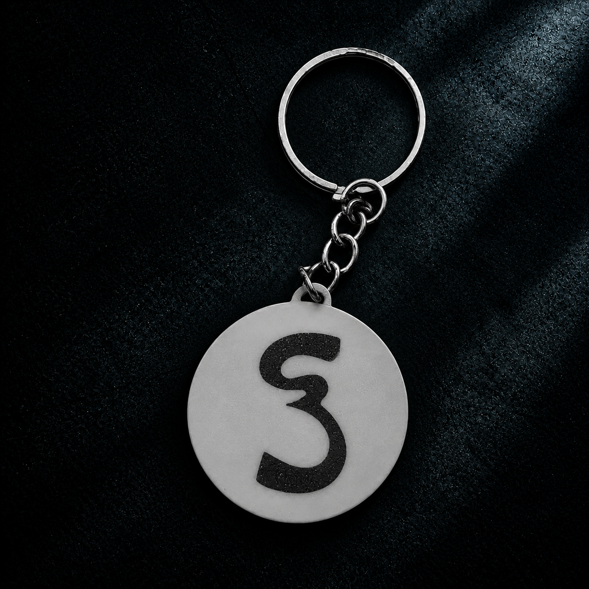 WHITE KEYRING