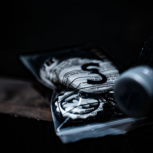 BLACK KEYRING
