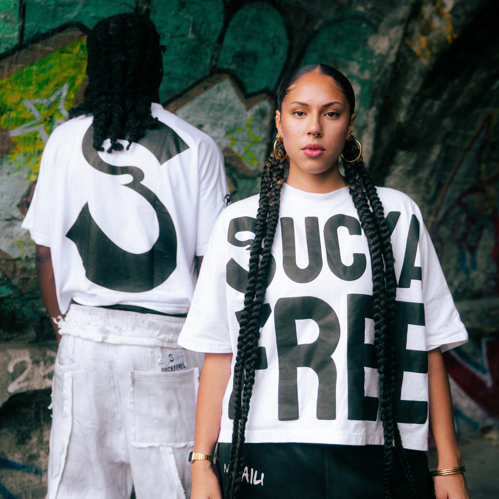 SUCKAFREE T-SHIRT